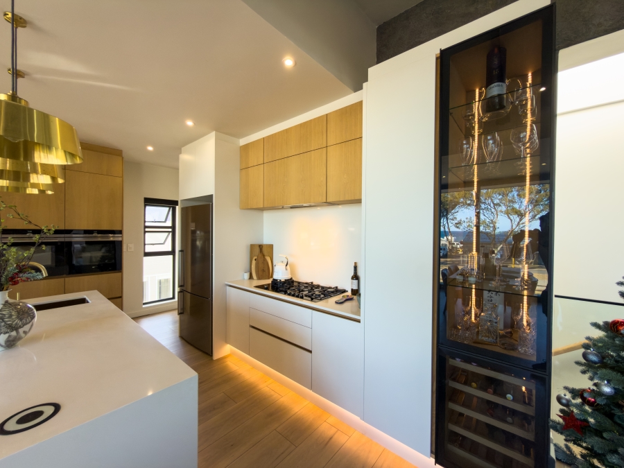 4 Bedroom Property for Sale in Hartenbos Central Western Cape